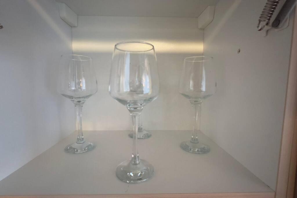 Apartment Elegance 1 Bedroom Retreat In Centre