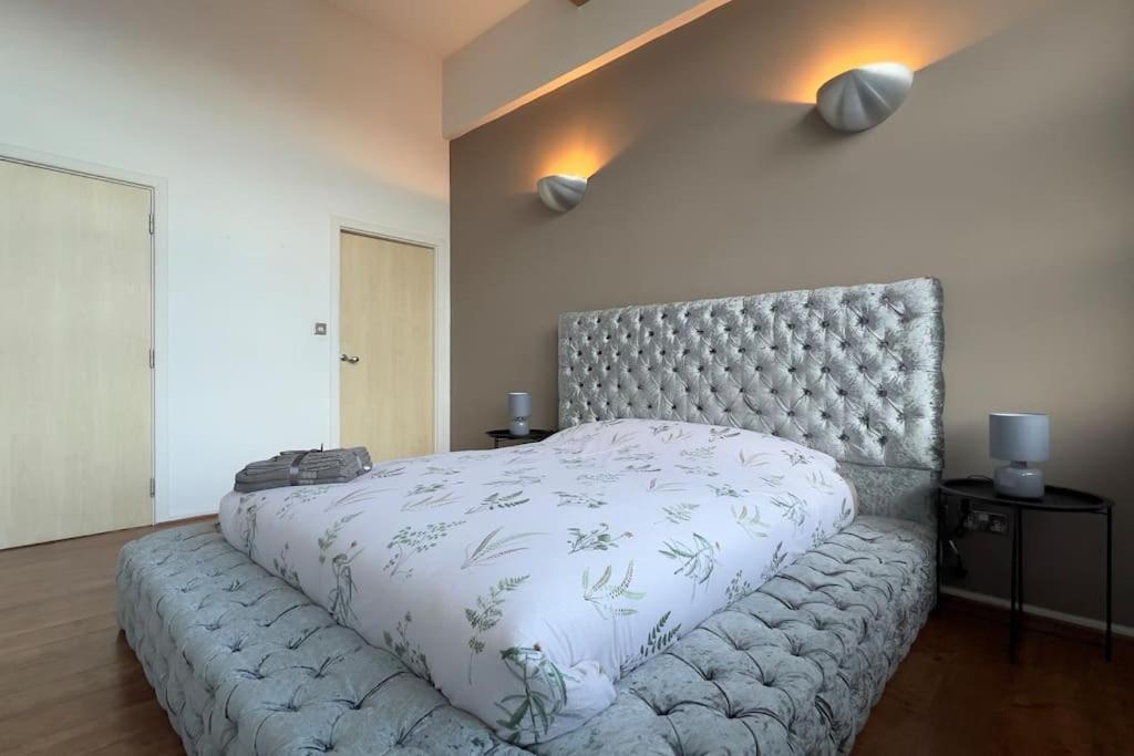 Apartment Elegance 1 Bedroom Retreat In Centre